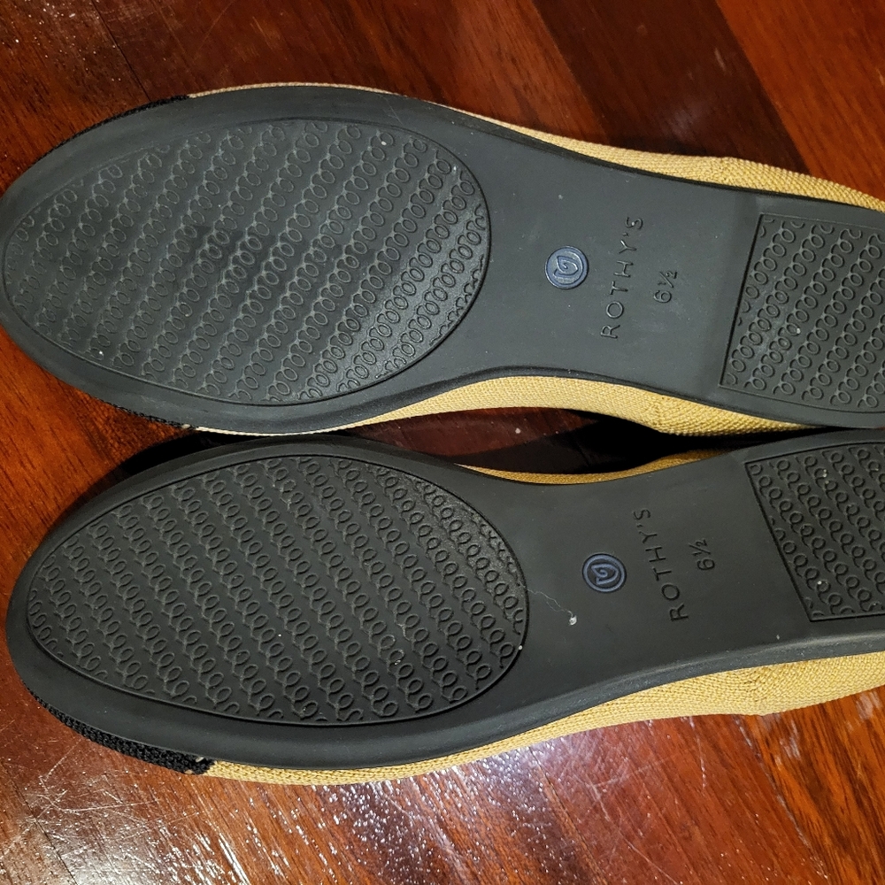 Rothys - Picture 4 of 5